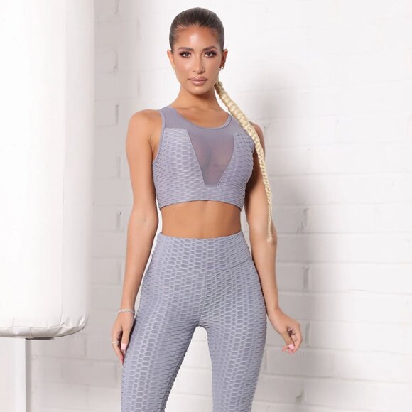 Fashion Nova | Textured V Mesh Sports Bra | Medium | Silver - Picture 3 of 6
